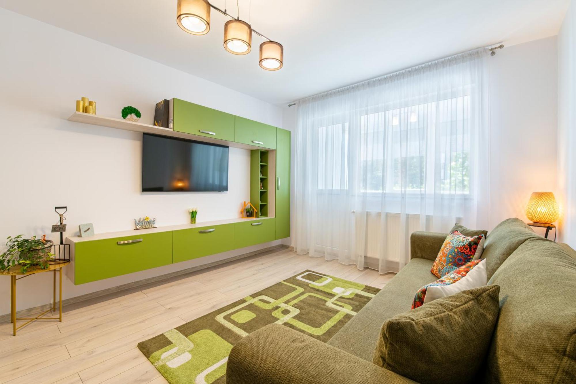 Springhome - Cozy Apartment With Balcony & Parking Brassó Kültér fotó